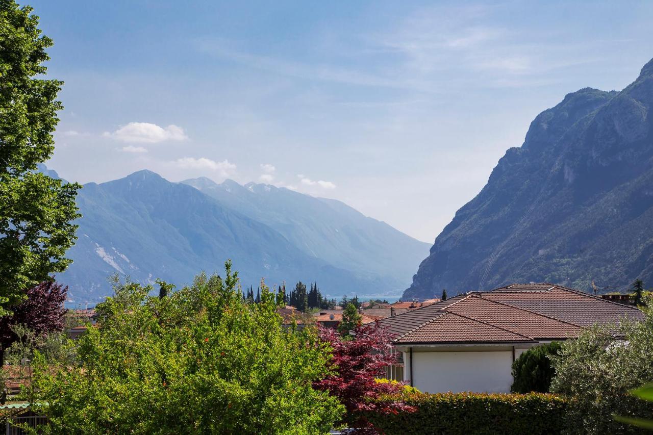 Love Garda Lake Riva del Garda Eksteriør billede
